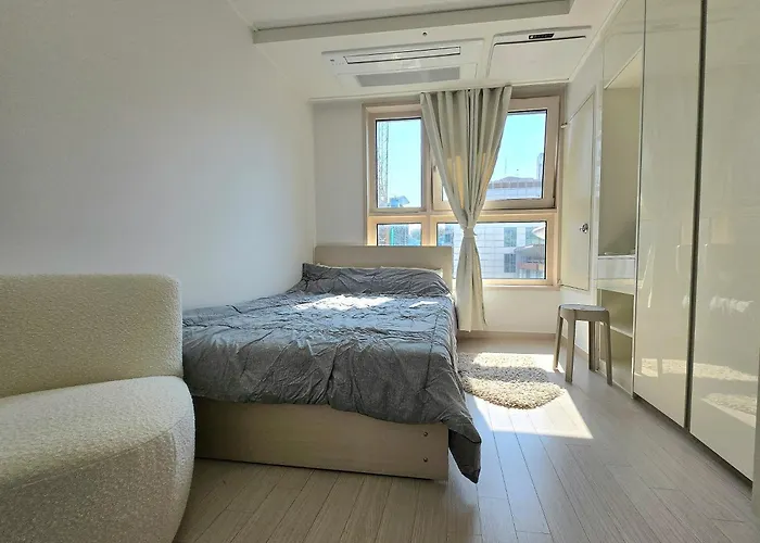 Cozy House With City View 13